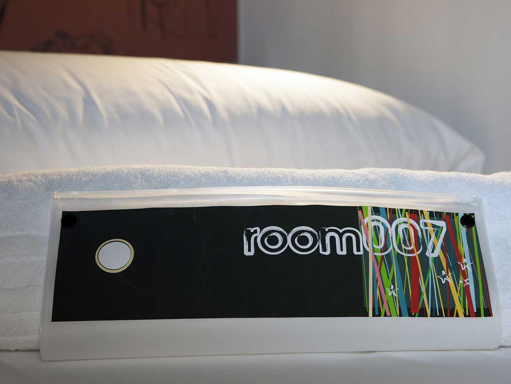 Room00 Ventura Hostel Madrid Exterior photo